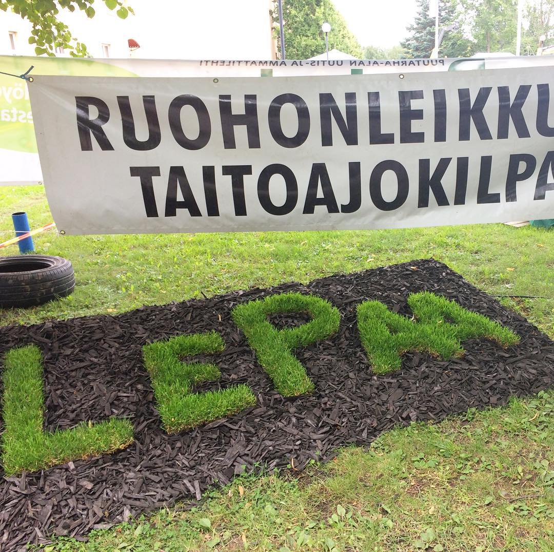 toisen-nayttelypaivan-portit-avautuvat-kymmenelta-luvassa-paljon-koettavaa-ja-nahtavaa%f0%9f%a4%97-lepaa-lepaa17-lepaanayttely-siirtonurmikko-ruohonleikkaus-2