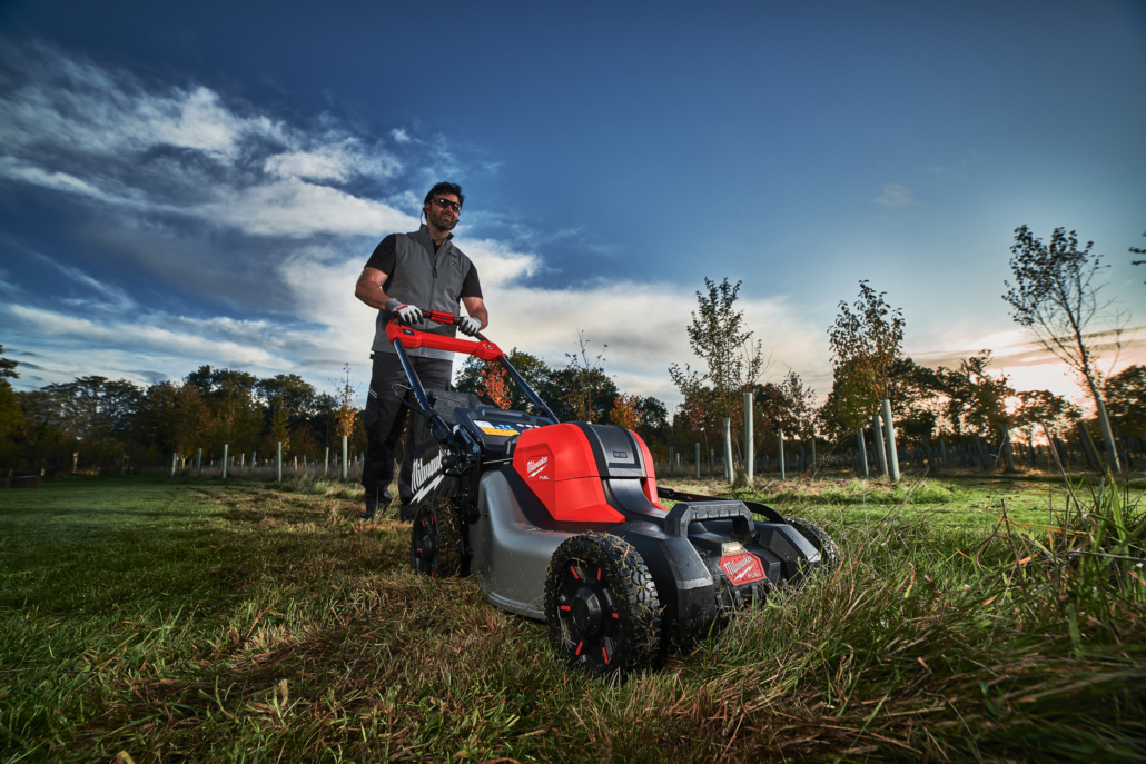 m18_f2lm46-0-app_1-jpg